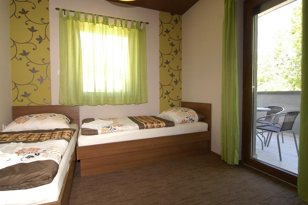 Hotel Corso Siofok Room photo